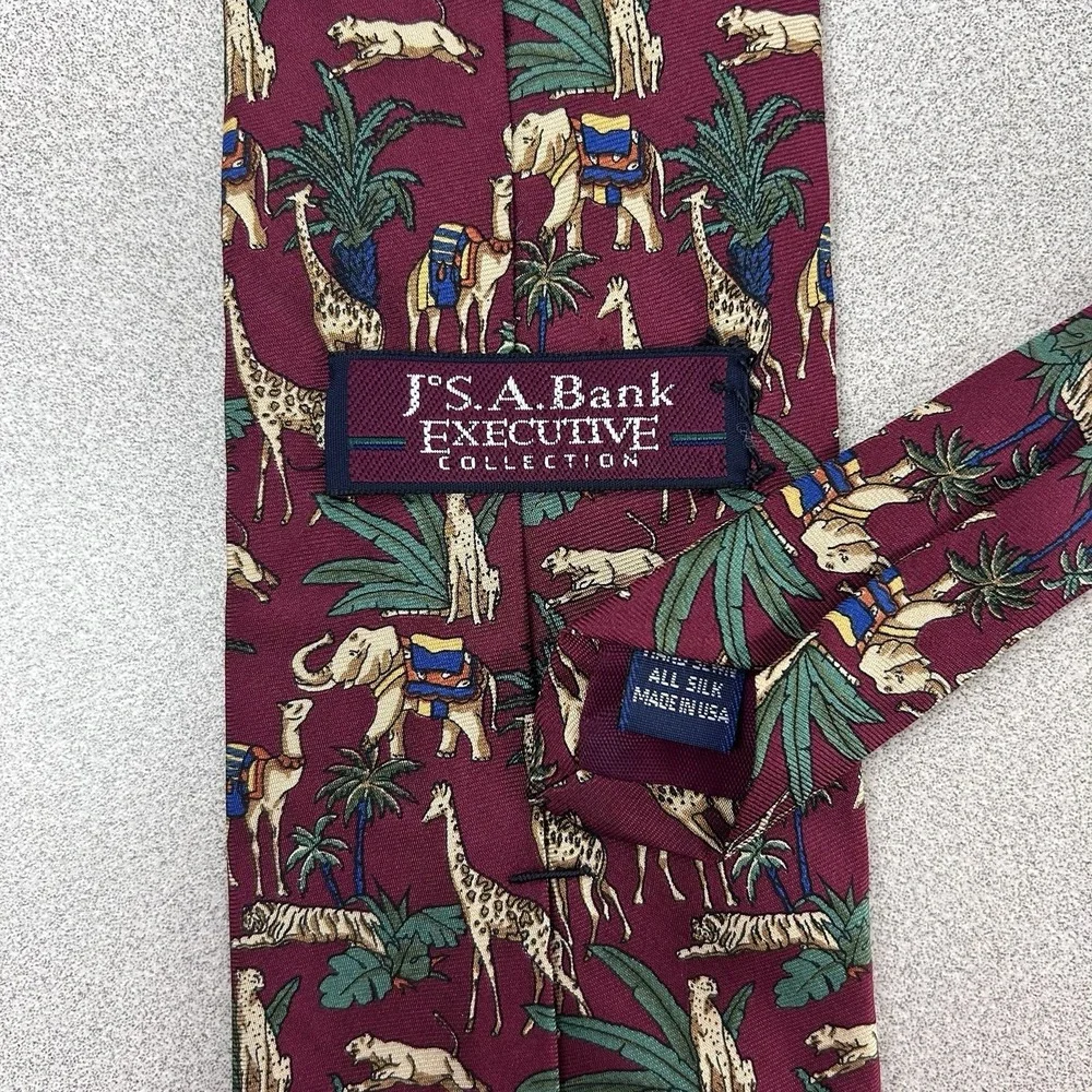 JOS A Bank Executive Collection Safari Red 100% Silk 55